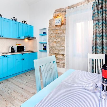 Apartments&Rooms La casa Barbaro Rovigno Esterno foto
